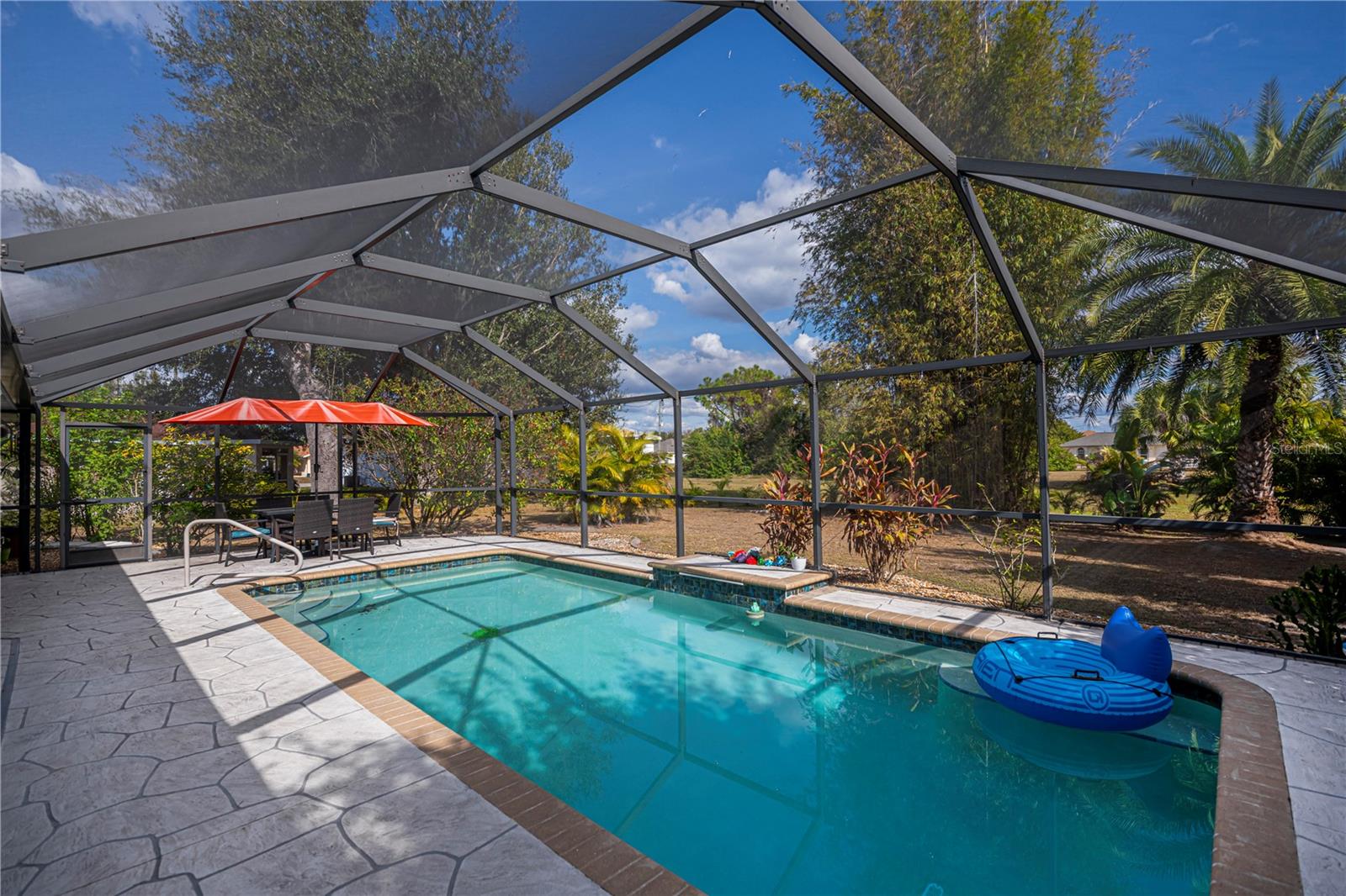 PUNTA GORDA ISLES SEC 20 - Residential