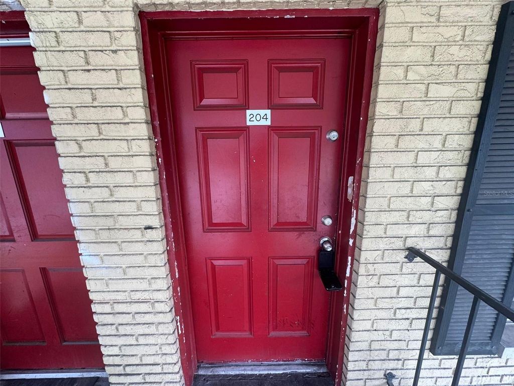Photo of 2800 E 113th Avenue #B1204, Tampa, FL 33612 (MLS # O6403833)