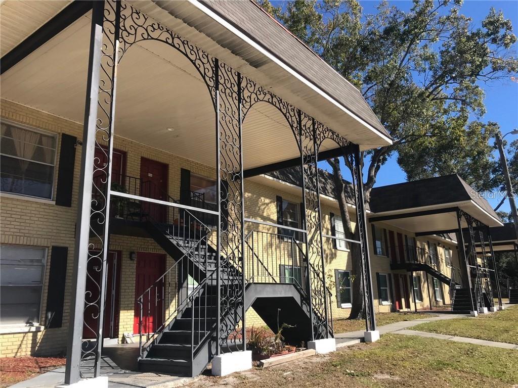 ROSEWOOD GARDENS A CONDONMINIU - Residential