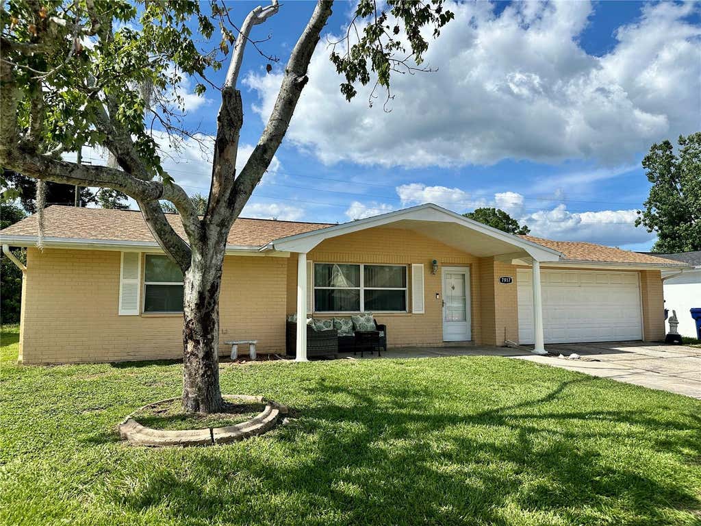 Photo of 7917 Foxwood Drive, New Port Richey, FL 34653 (MLS # TB8516572)