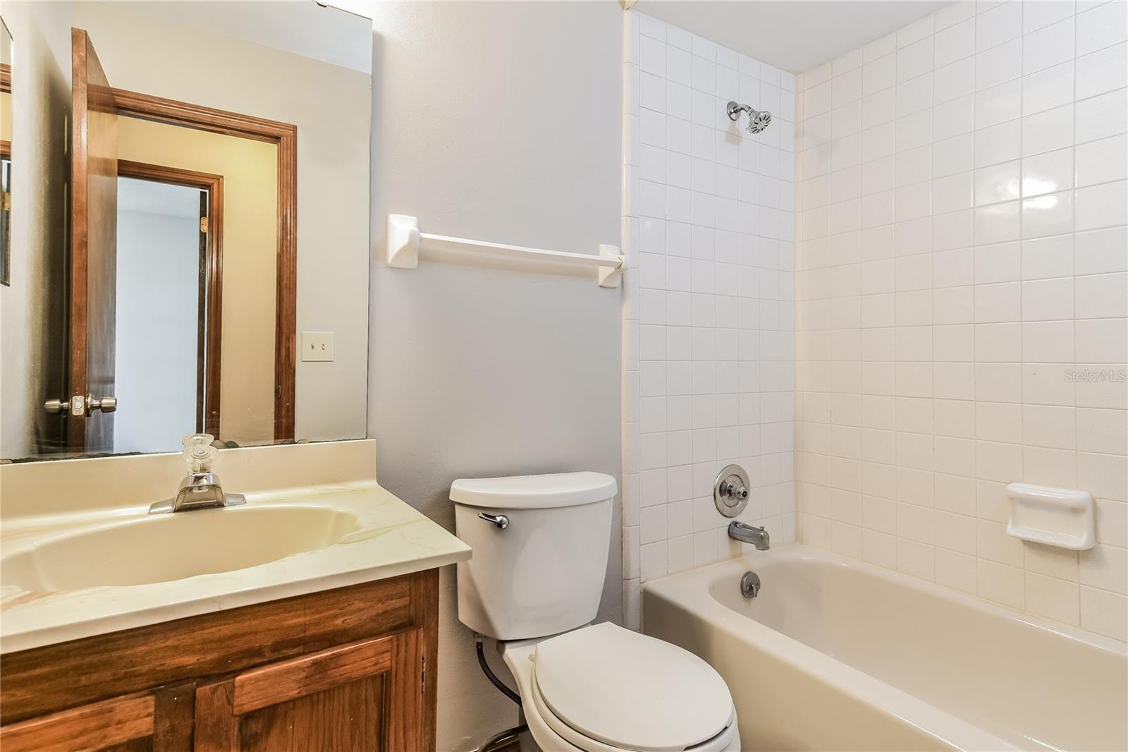 BEACON HILL - Residential Lease