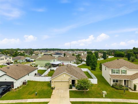 Photo of 35803 Hillbrook Avenue, Zephyrhills, FL 33541 (MLS # TB8531184)