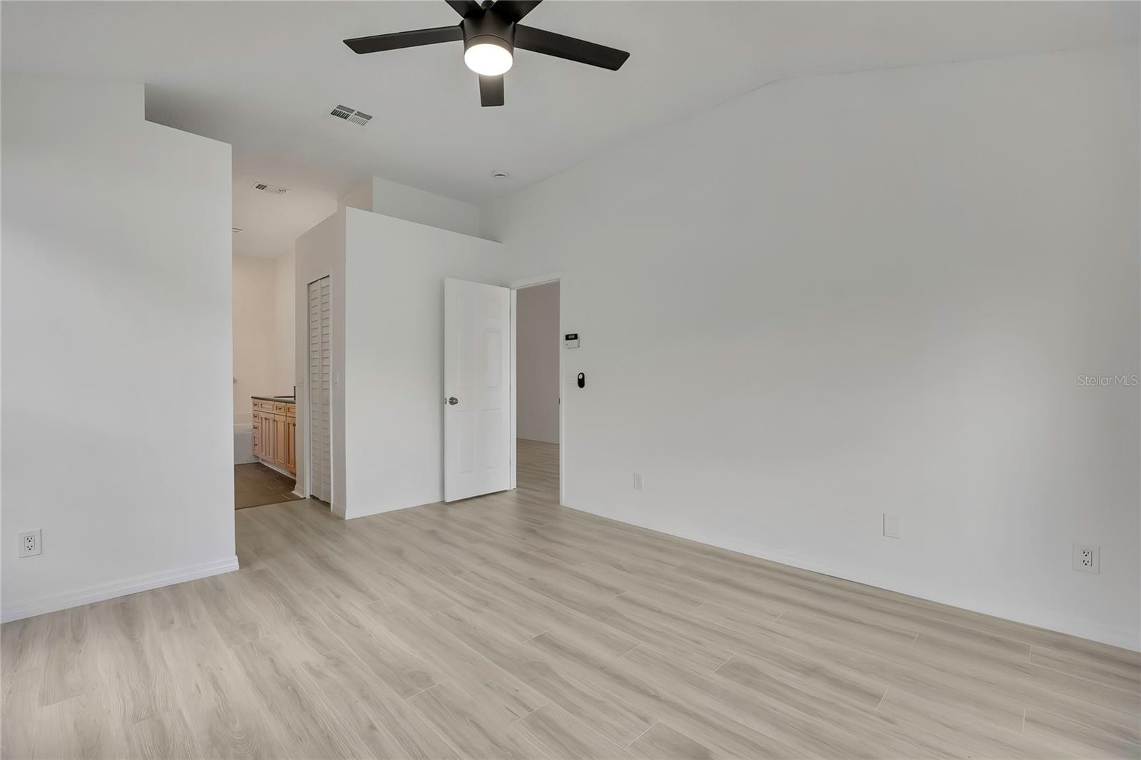 PRESERVE AT CYPRESS LAKES PH II THE - Residential