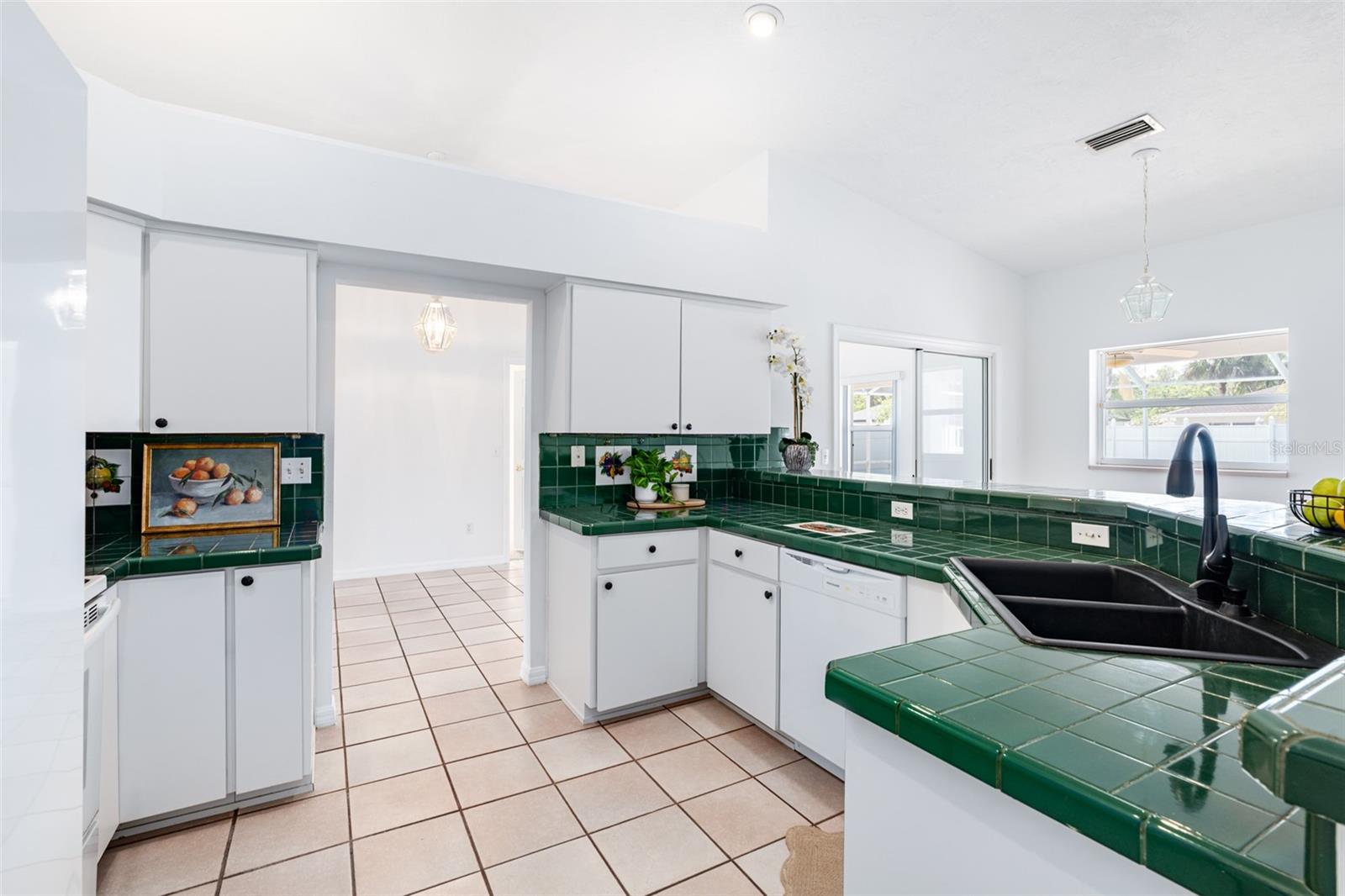 PINE GROVE - Residential