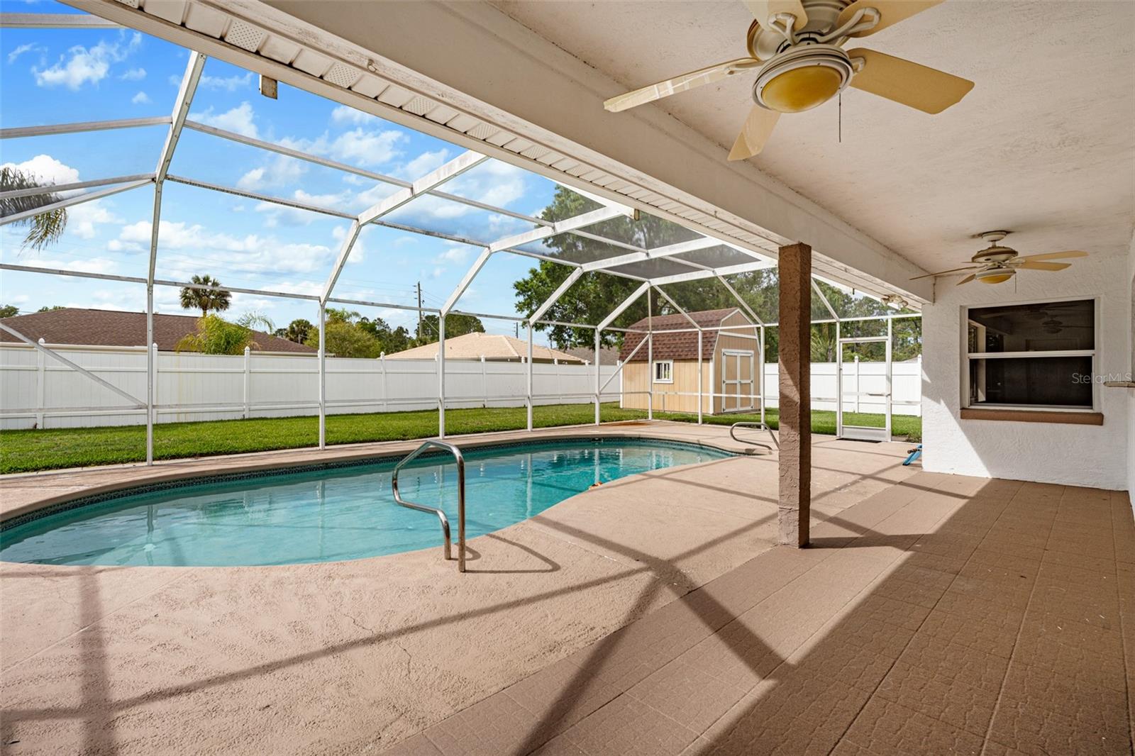 PINE GROVE - Residential