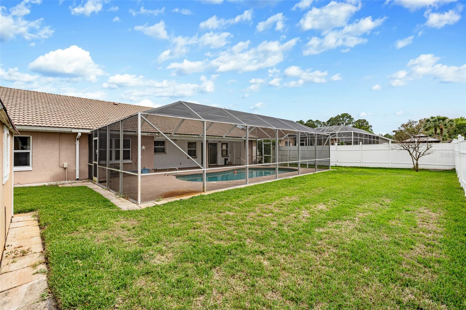 PINE GROVE - Residential