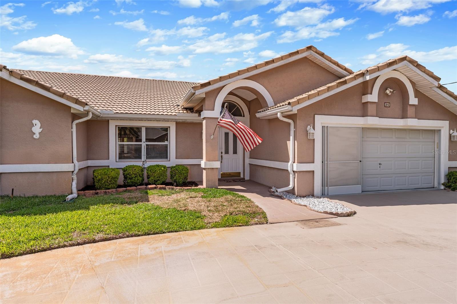 PINE GROVE - Residential