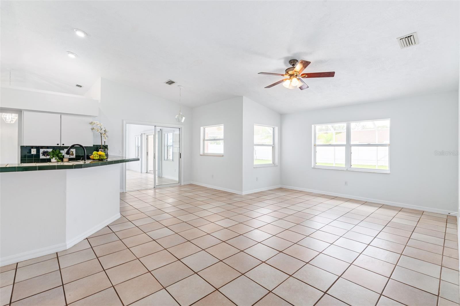 PINE GROVE - Residential