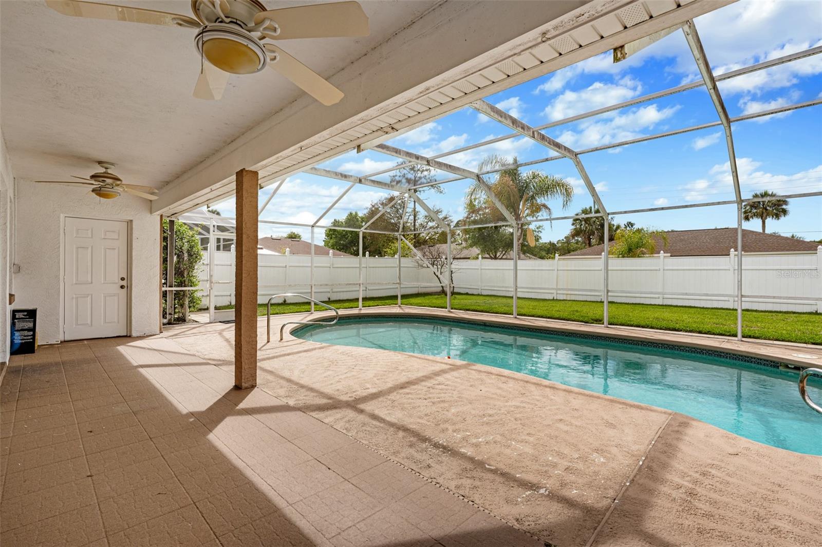 PINE GROVE - Residential