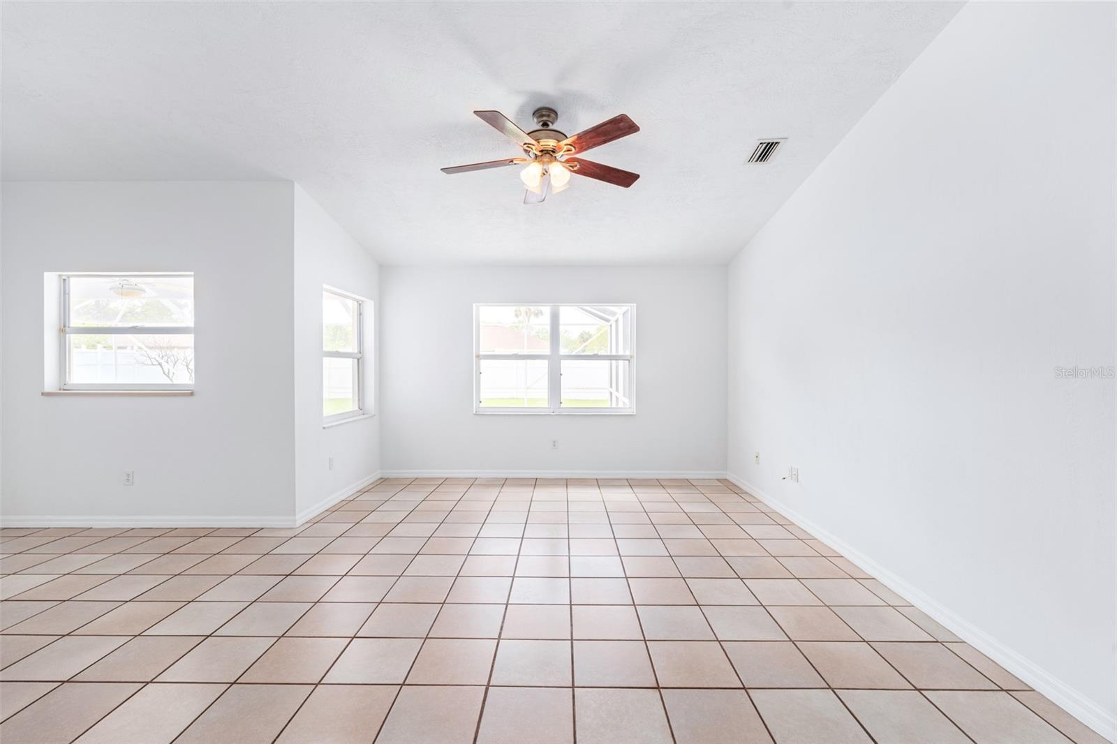 PINE GROVE - Residential