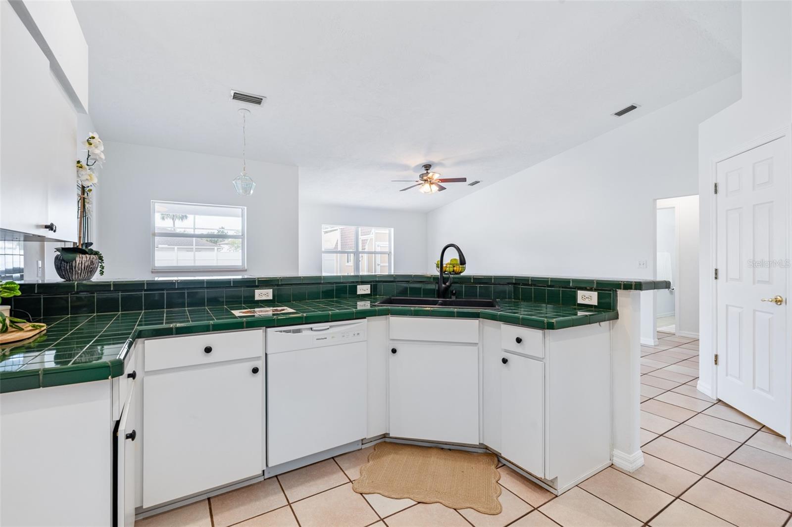 PINE GROVE - Residential