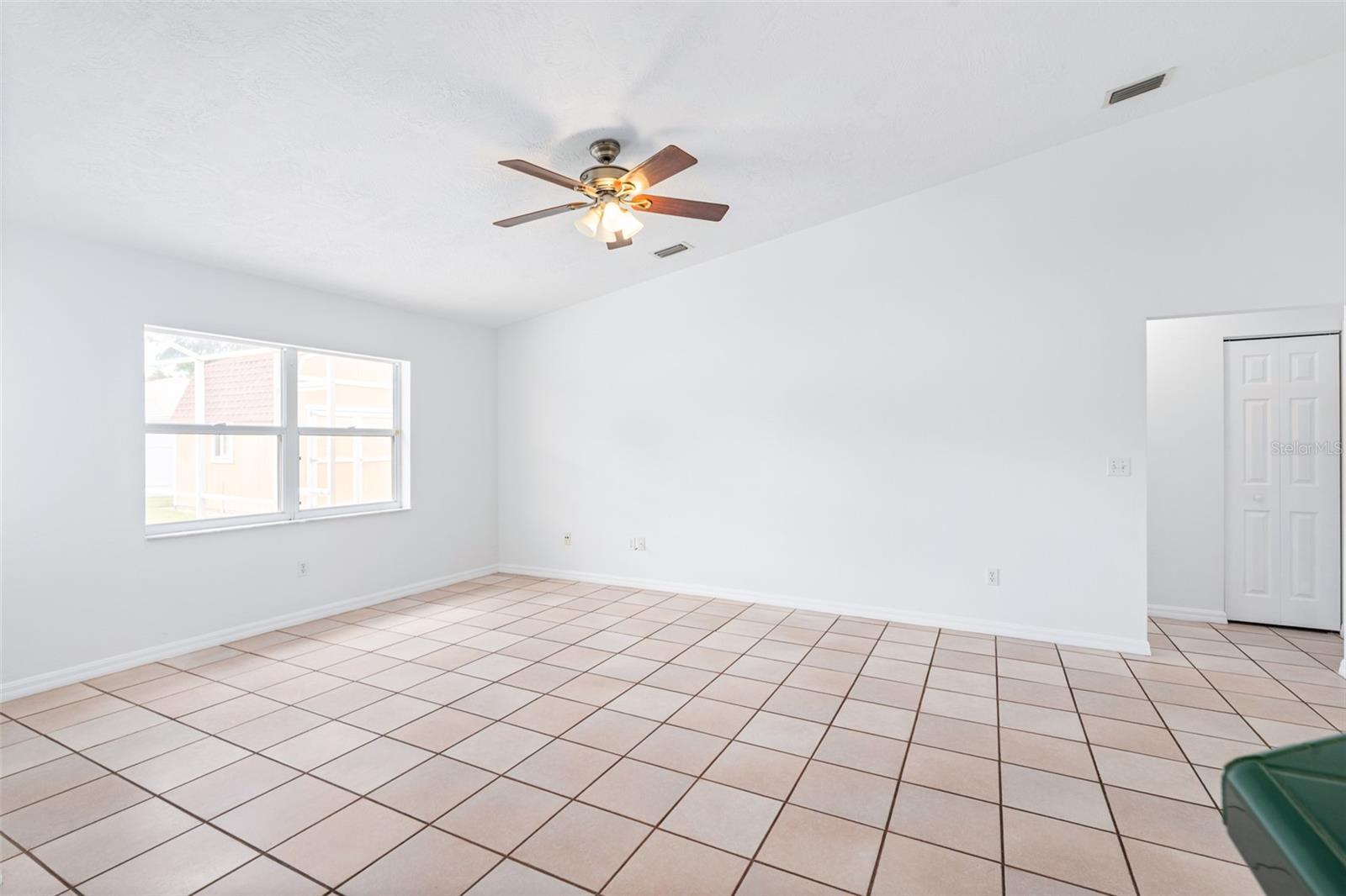 PINE GROVE - Residential