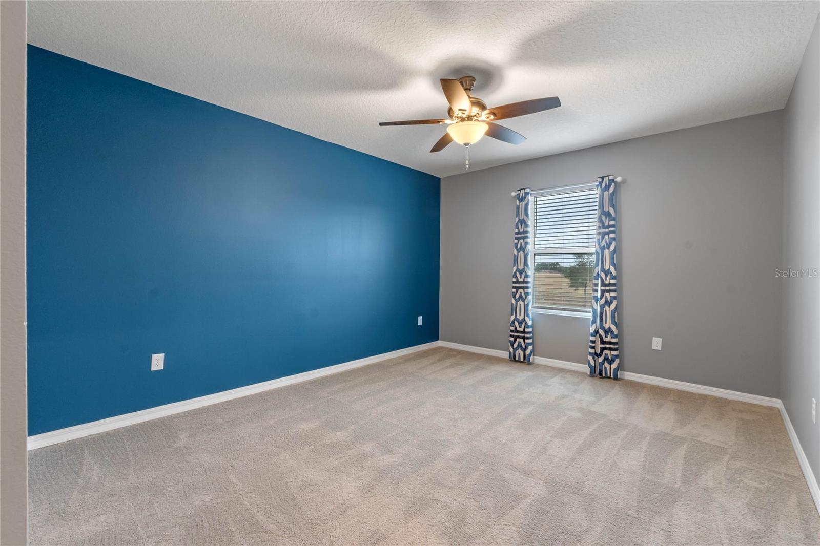 VENEZIA TOWNHOUSES - Residential