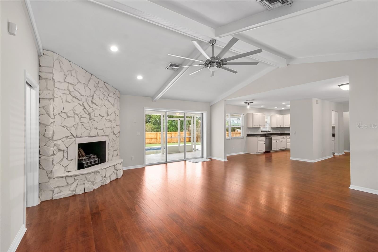 SHADY WOOD UN 02 - Residential