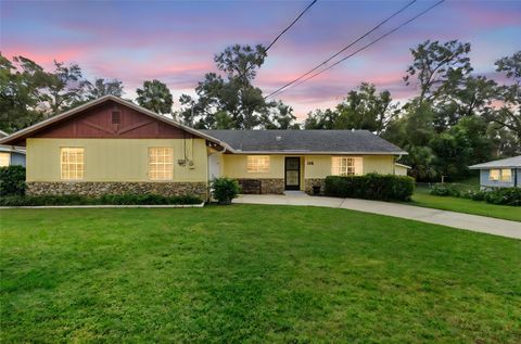 Photo of 146 Barrington Avenue, Deland, FL 32724 (MLS # V4945733)