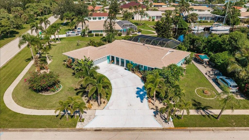 Photo of 202 Tait Terrace SE, Port Charlotte, FL 33952 (MLS # C7515172)