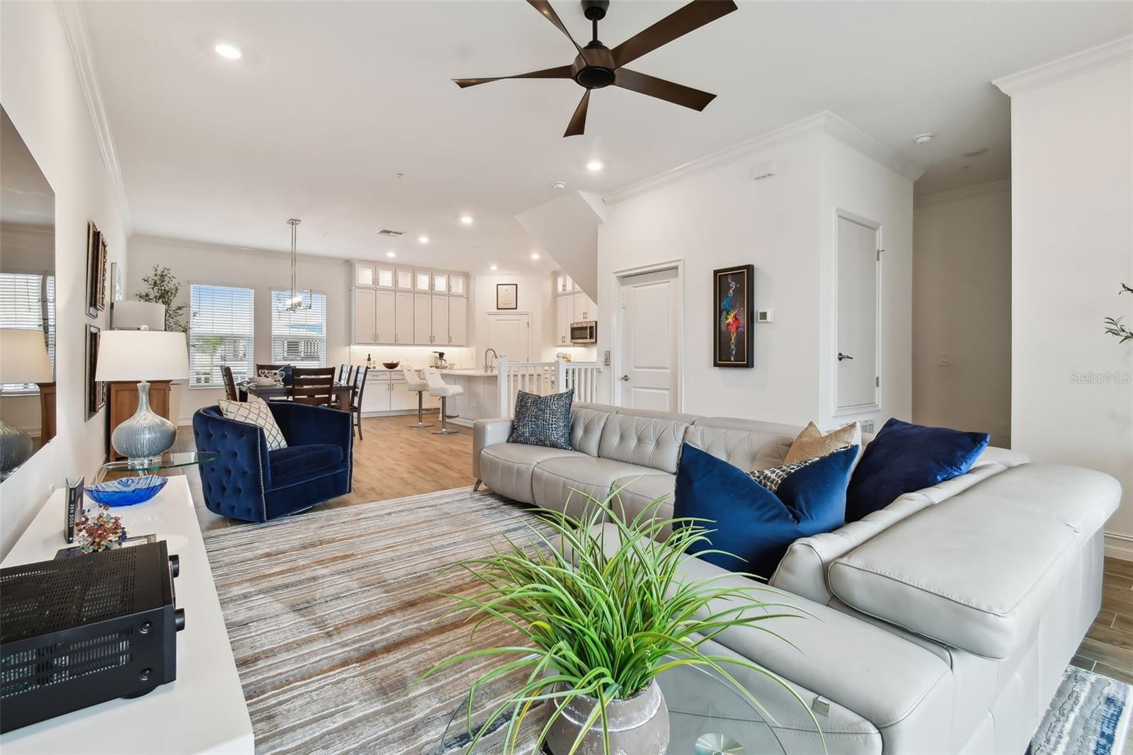 SOUTHSHORE YACHT CLUB TOWNHOMES - Residential