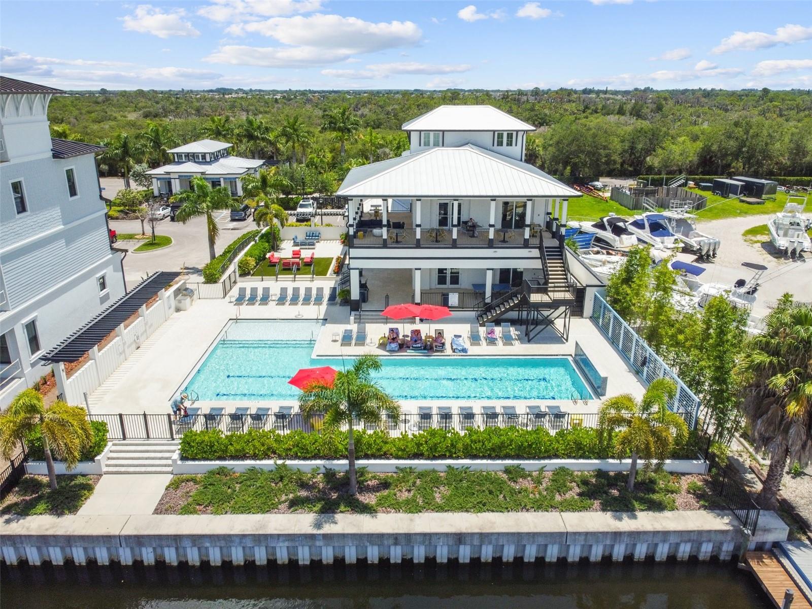 SOUTHSHORE YACHT CLUB TOWNHOMES - Residential