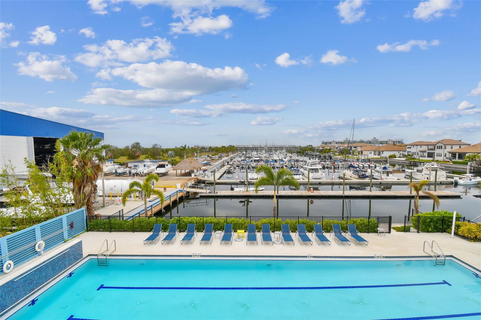 SOUTHSHORE YACHT CLUB TOWNHOMES - Residential