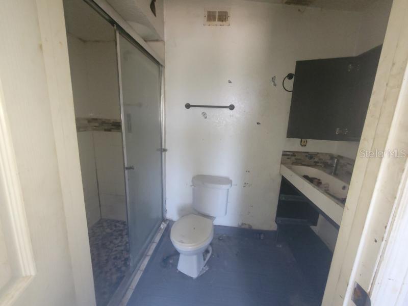 PINE HILLS MANOR - Residential