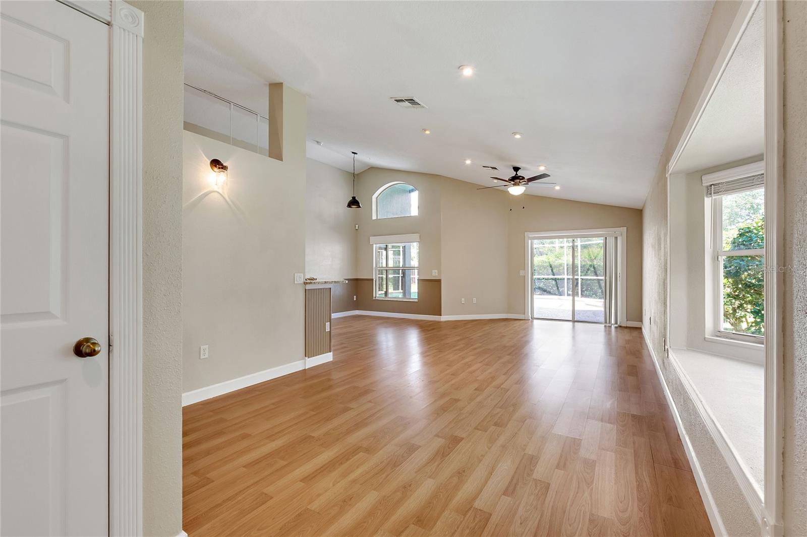 HEMINGWAY PLACE PH 01 REP - Residential Lease