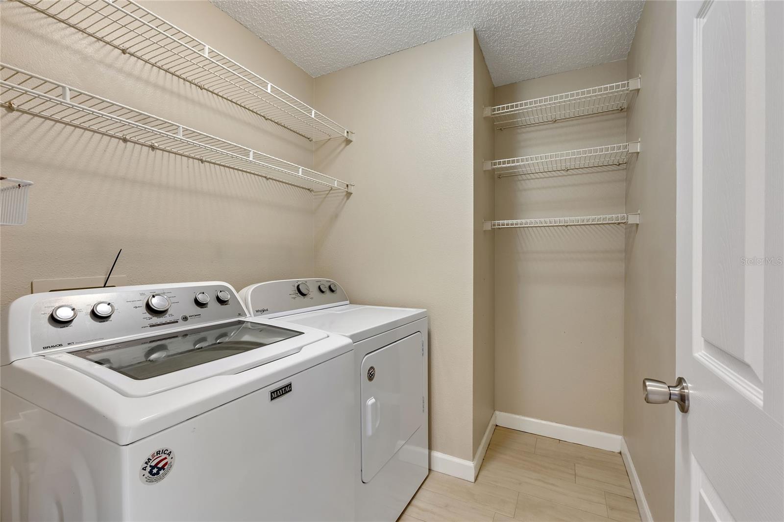 HEMINGWAY PLACE PH 01 REP - Residential Lease