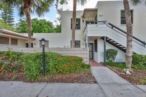 Photo of 647 Woodlawn Drive #647, Bradenton, FL 34210 (MLS # A4696904)