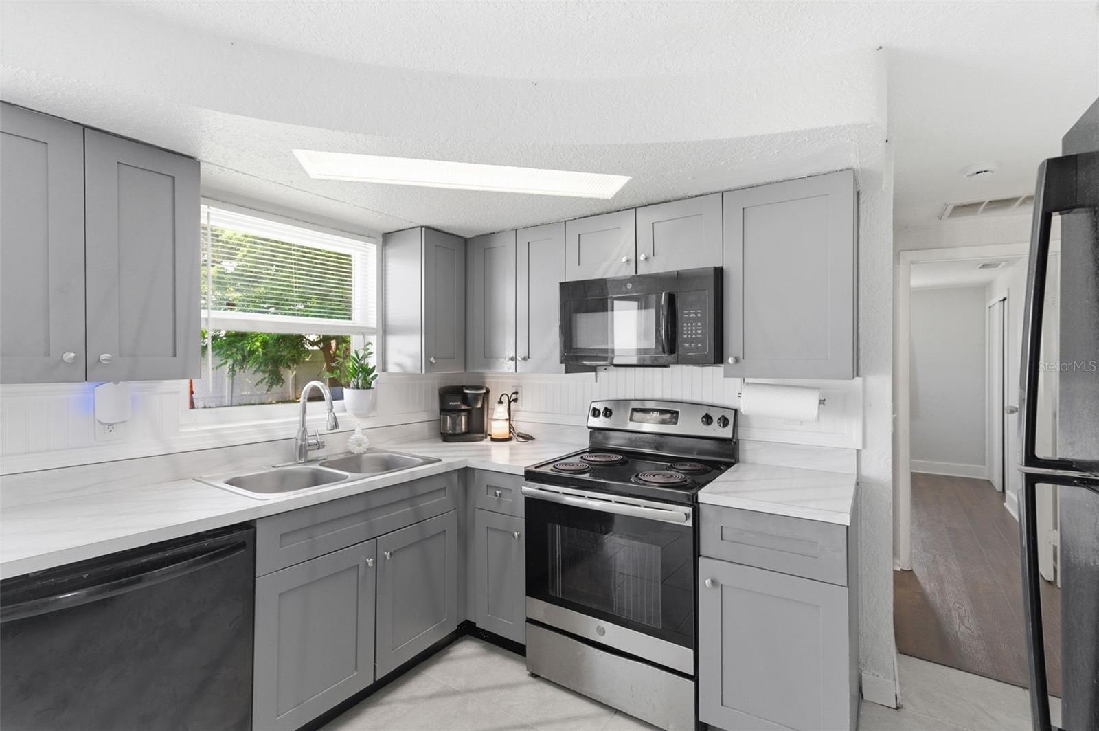 BEACON SQUARE - Residential