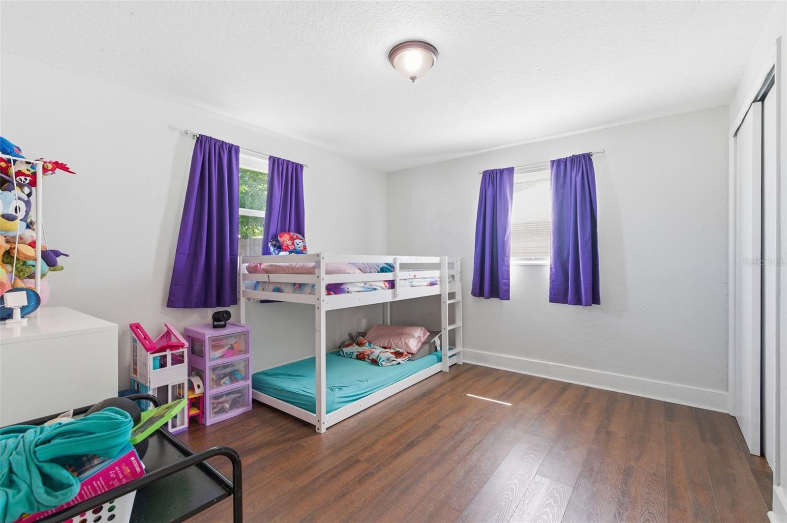 BEACON SQUARE - Residential