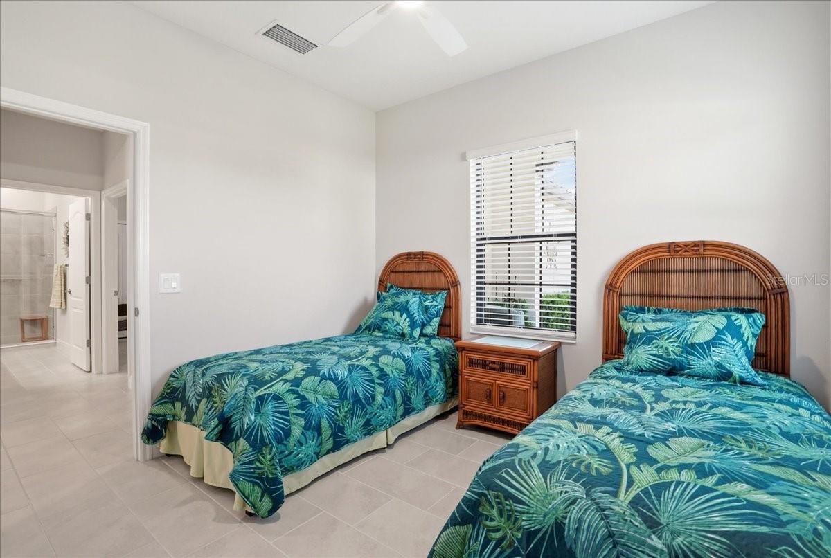 BOCA ROYALE UN 16 - Residential