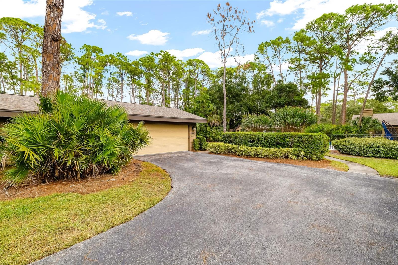 4687 CHANDLERS FORDE 25