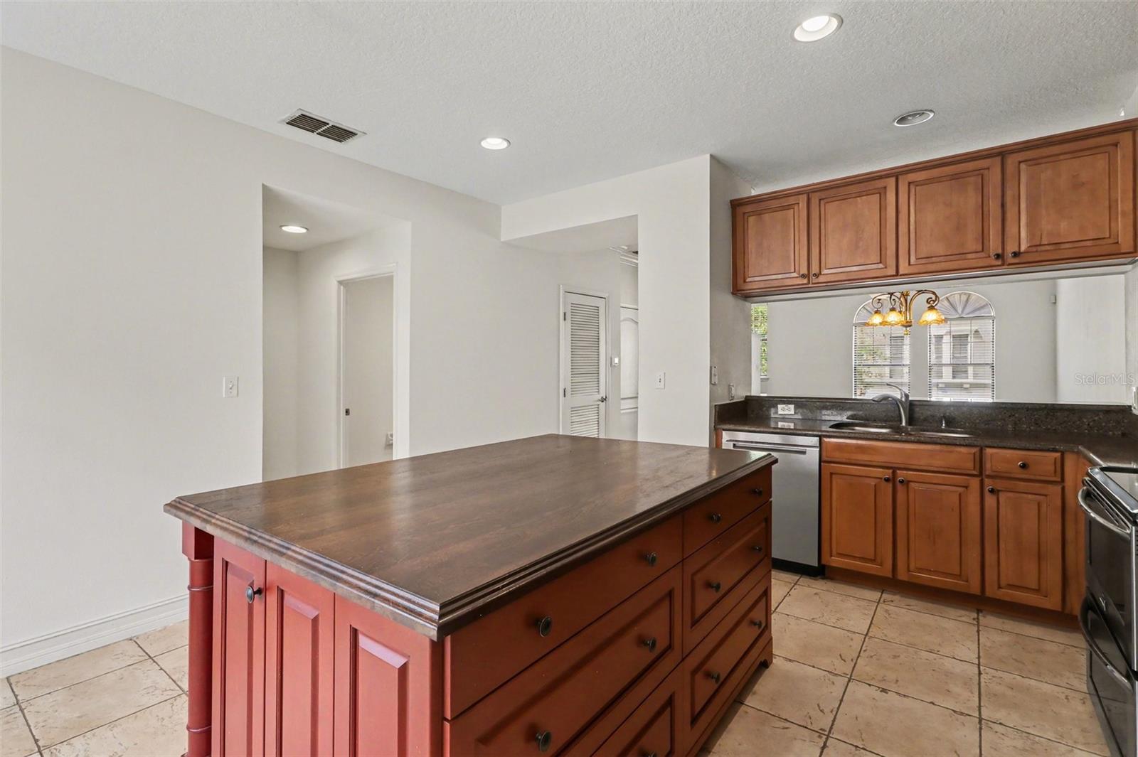 FOUNTAIN PARKE AT LAKE MARY - Residential