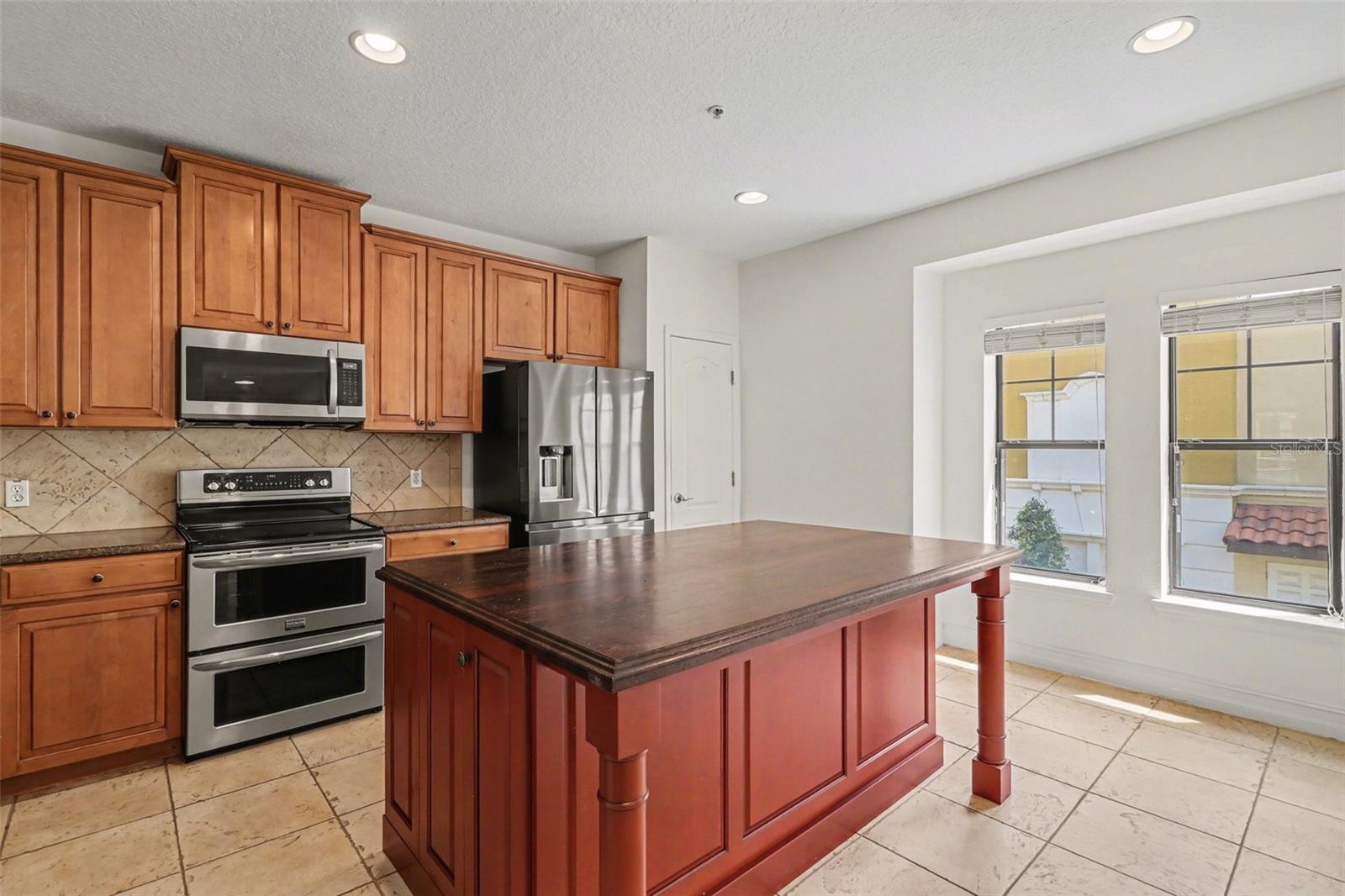 FOUNTAIN PARKE AT LAKE MARY - Residential