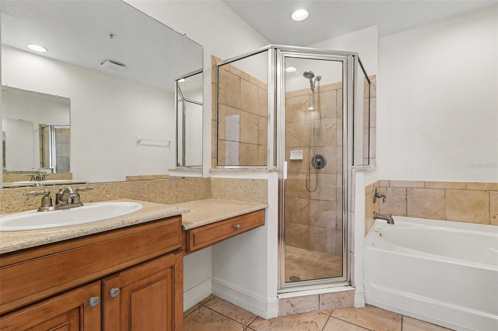 FOUNTAIN PARKE AT LAKE MARY - Residential