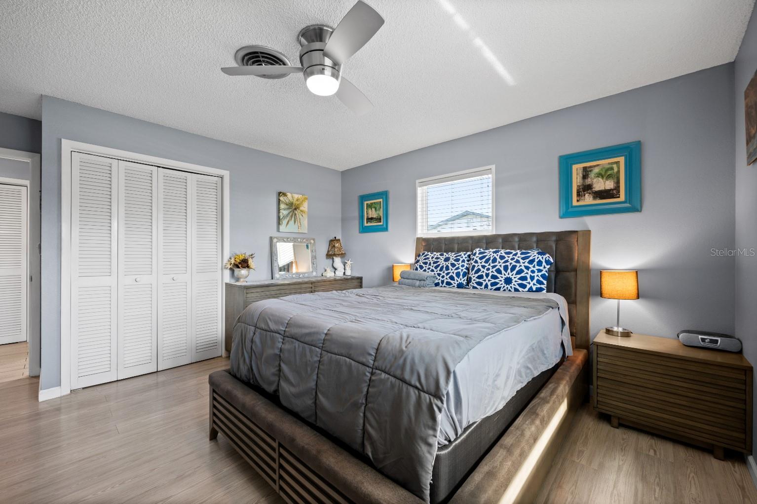 SOUTH VENICE - Residential