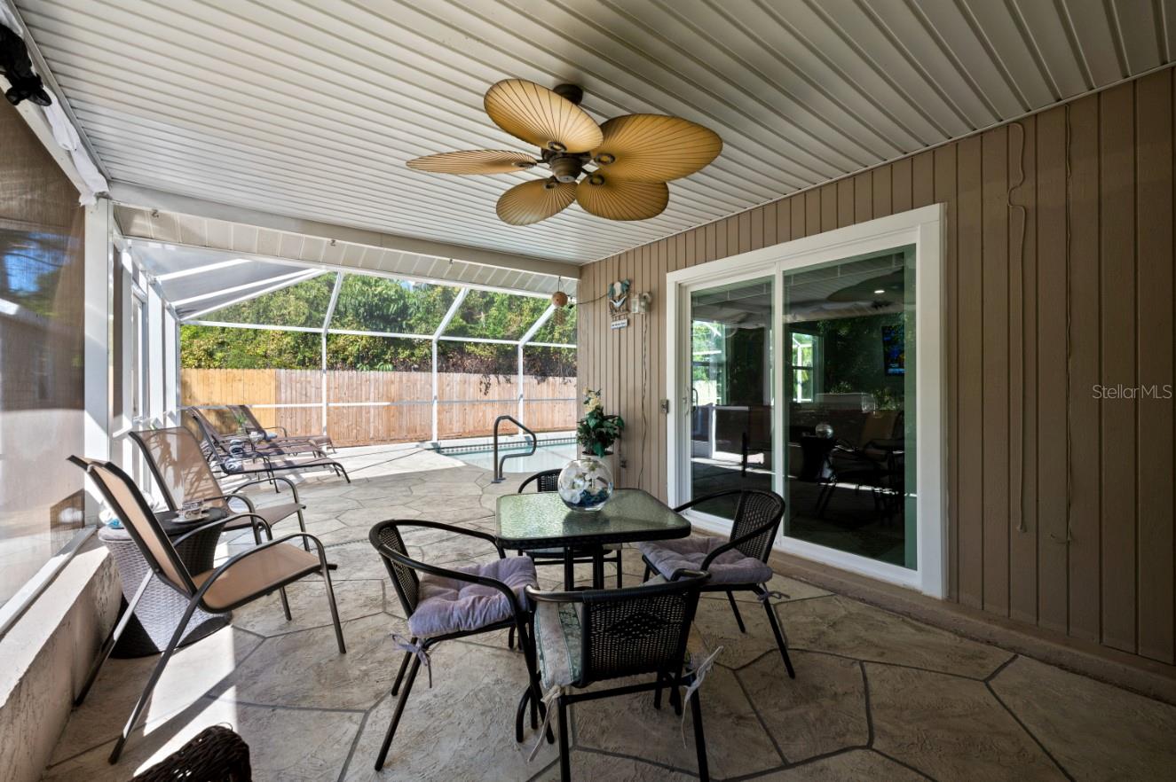 SOUTH VENICE - Residential