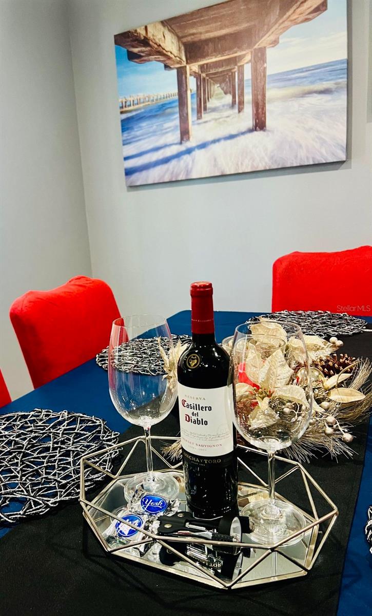 SOUTH VENICE - Residential