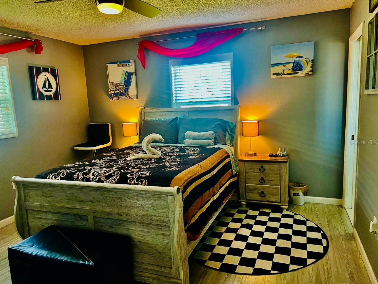 SOUTH VENICE - Residential