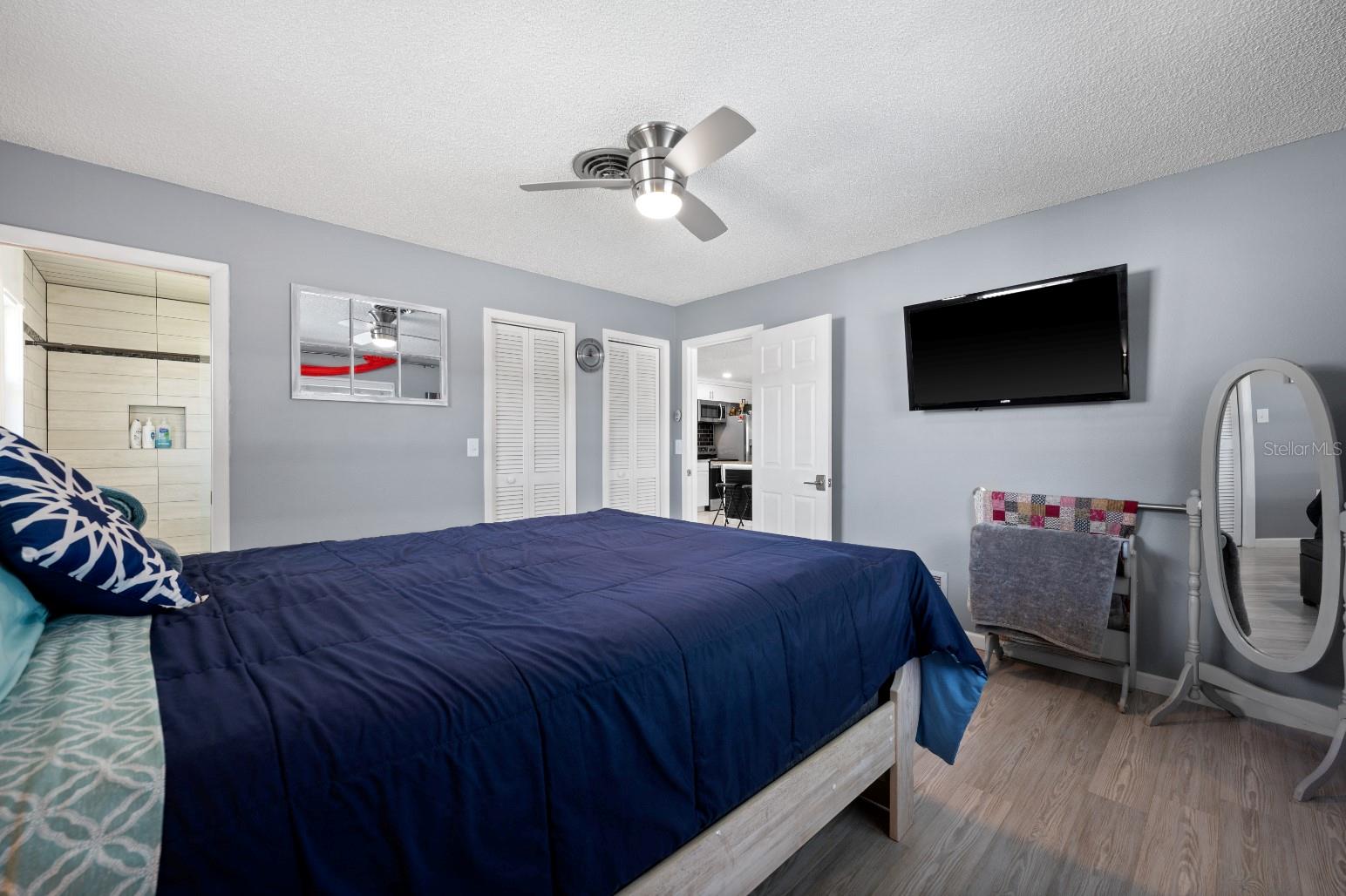 SOUTH VENICE - Residential