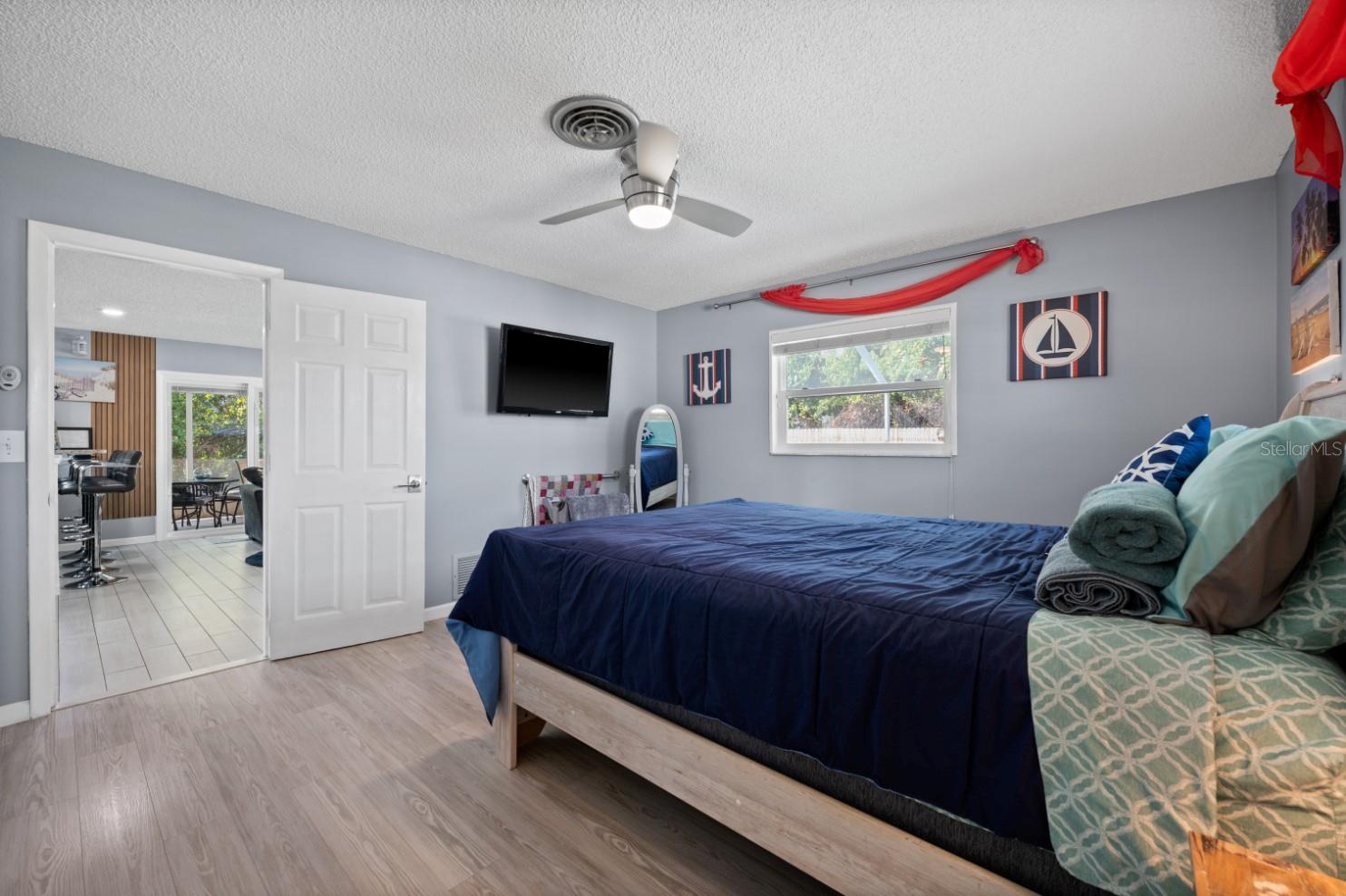 SOUTH VENICE - Residential