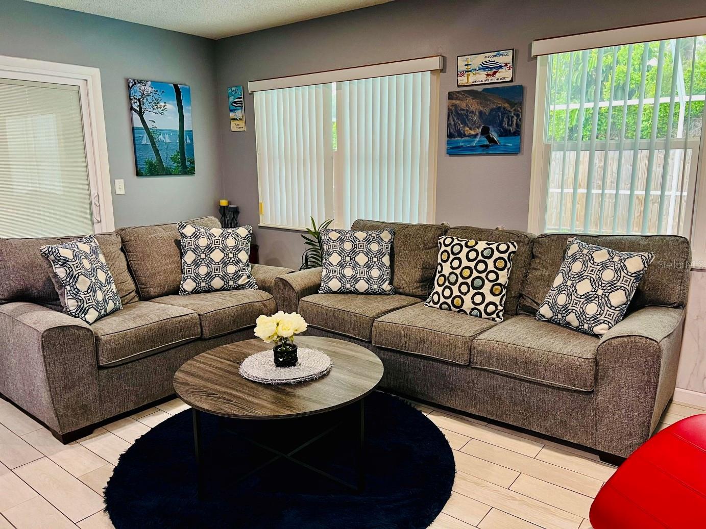 SOUTH VENICE - Residential