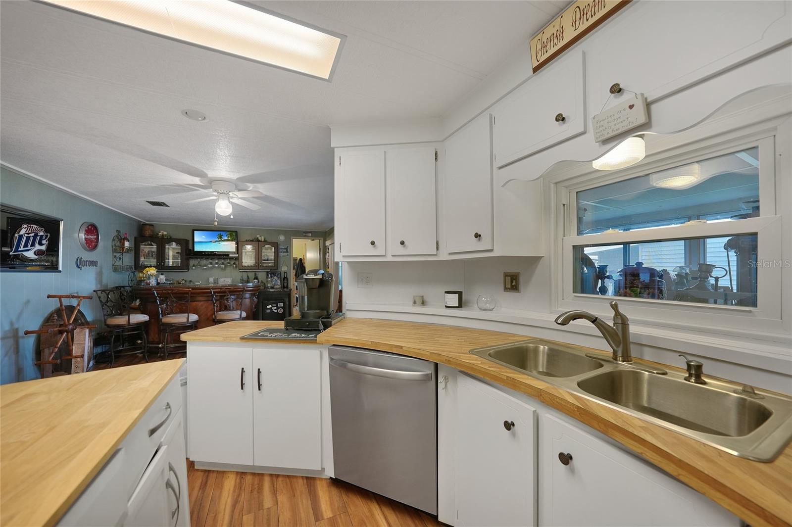 LA CASA MHP CO-OP - Residential