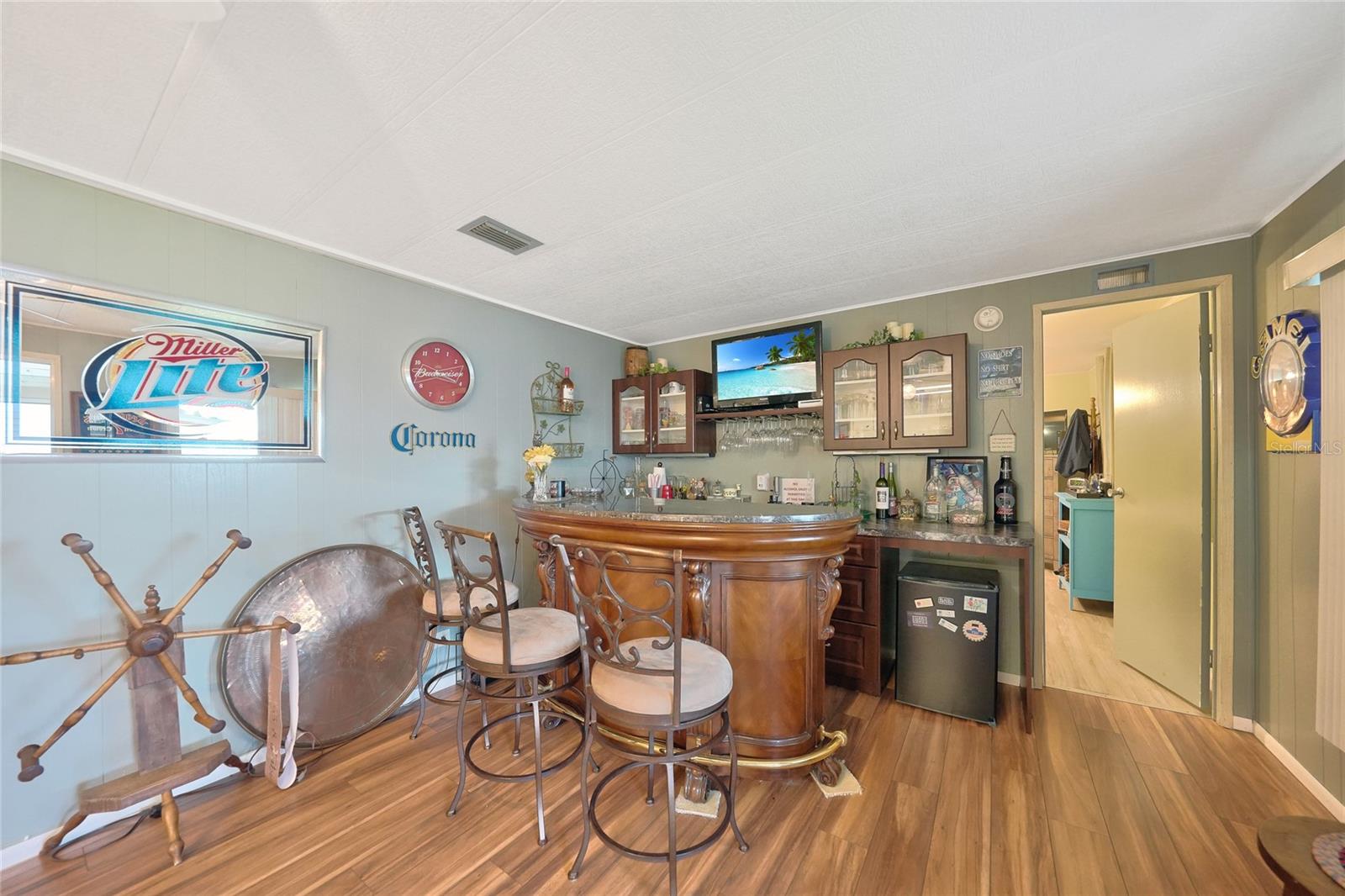 LA CASA MHP CO-OP - Residential