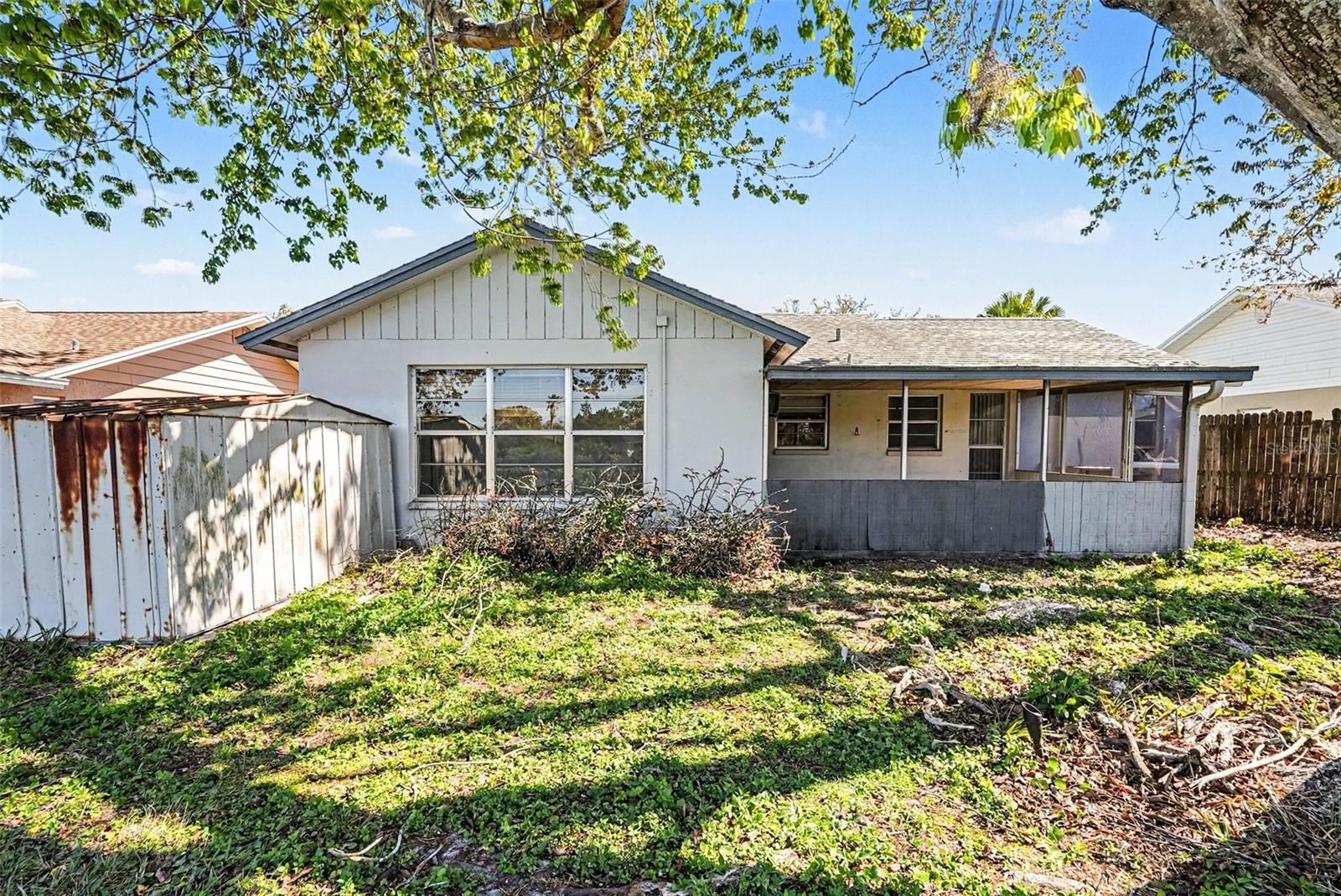 SEVEN SPGS HOMES - Residential