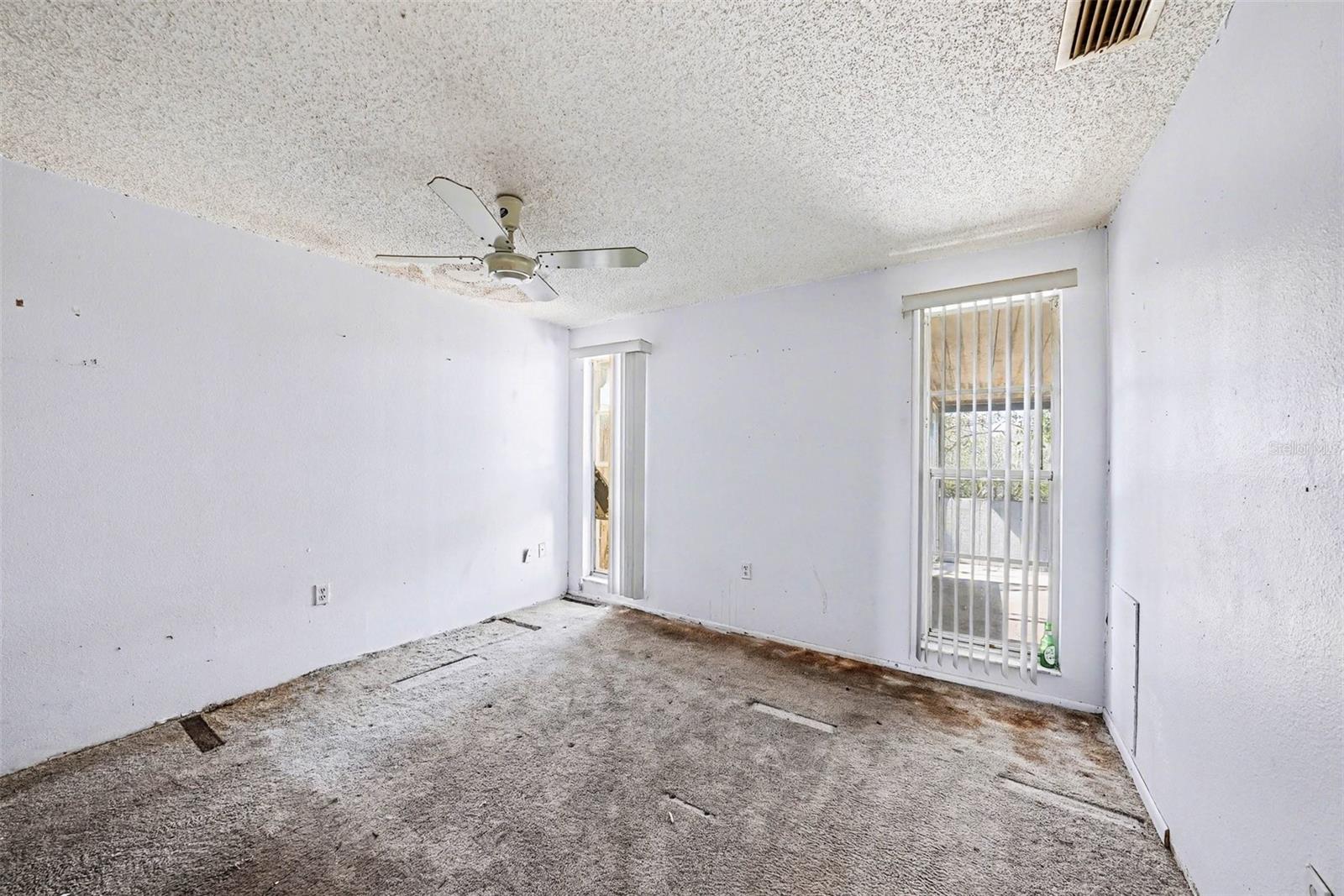 SEVEN SPGS HOMES - Residential