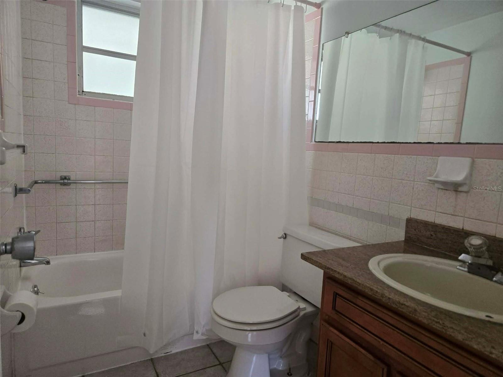 LA VILLA GARDENS - Residential