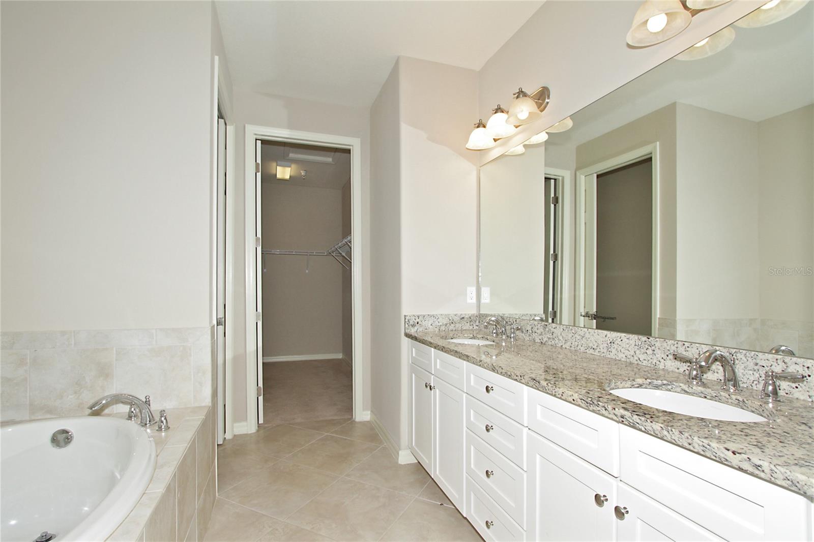 PASEO - Residential Lease