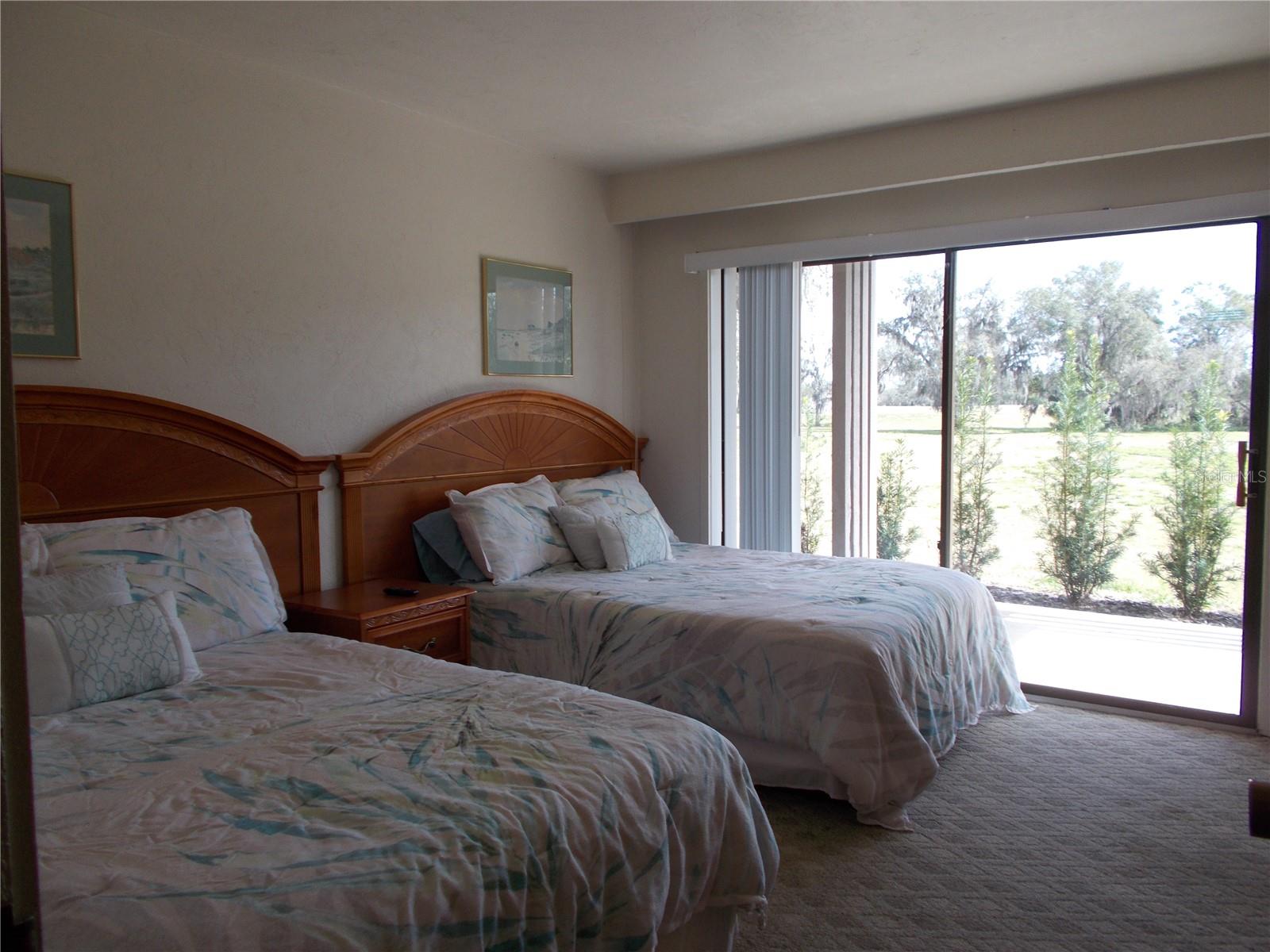 GRENELEFE CAMELOT CONDO UNIT 04 PH 01 - Residential