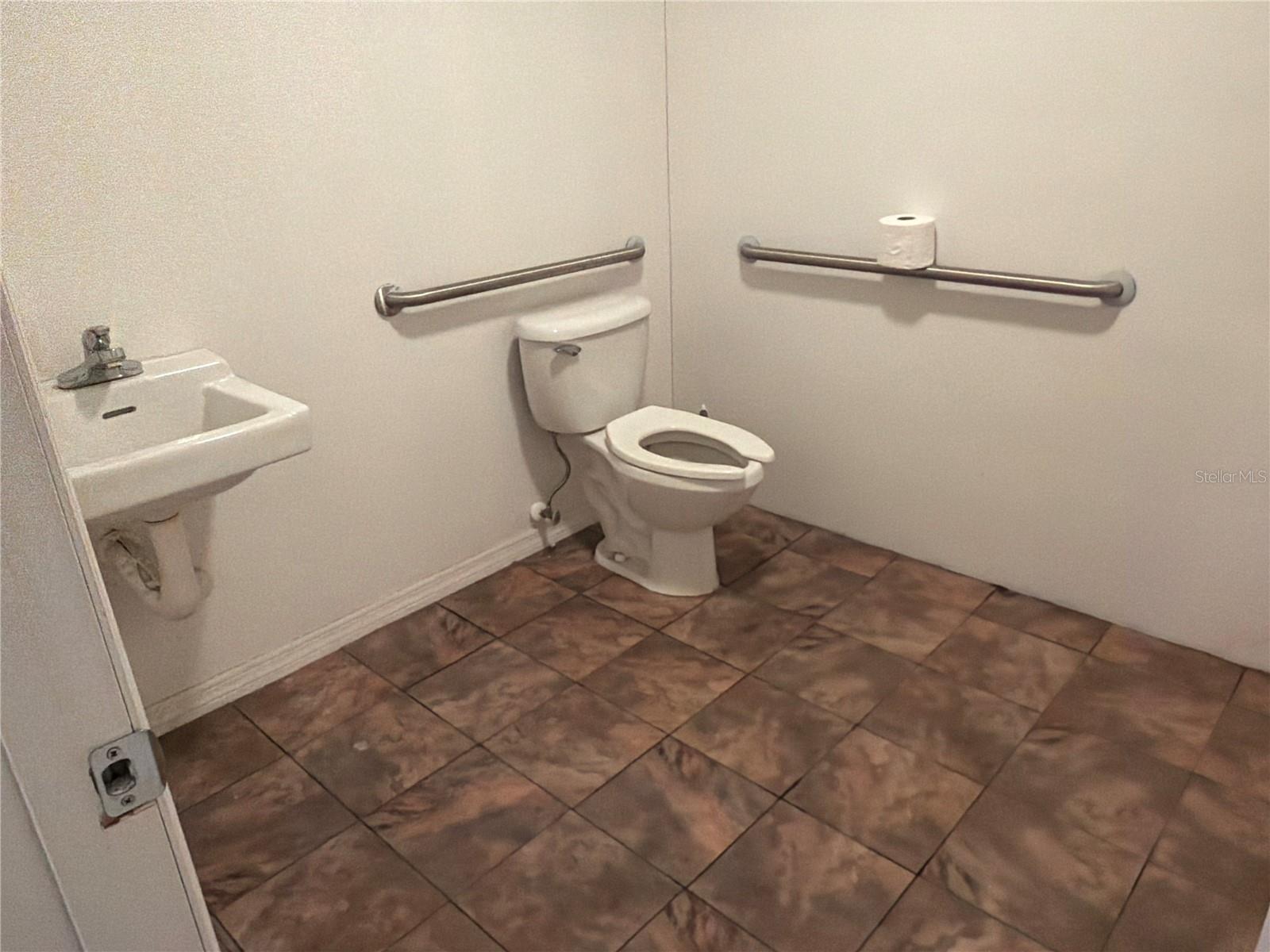 BISCAYNE PARK CONDO - Commercial Sale