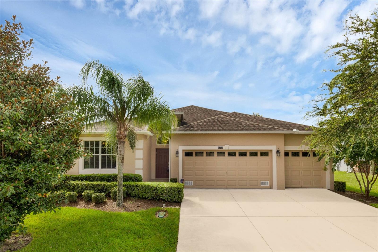 Don't miss out on this very well maintained 3 Bedroom 3 full bath home on a corner quarter acre lot in excellent guard gated community of
Stoneybrook Hills. The single-story floor plan also includes a Library or Office space, and the bedrooms are very spacious. The home boasts of several upgrades with the windows and glass doors having reflective covering to reduce the heat coming inside. The garage has solar exhaust fans to keep the attic cool. Water softener for the entire house, Special custom-made walk-in closets in master bedroom and shelving in other closets. Kitchen has special pull out shelves which can take heavy loads, outside cameras, extended screened lanai for outdoor cooking, brand new LG washer / dryer. The backyard is covered with vinyl fence and provides complete privacy. The community has excellent amenities which includes a fitness center, guard gated tennis courts, olympic sized community pool, clubhouse, basketball courts and lot more. The best part is the easy access to SR429, I-4, Turnpike and great connectivity to reach Orlando International Airport, Themeparks, and Sanford Airport. This Specialty Home is a Must See! **All Realtor Information and Measurements Intended to be Accurate but not Guaranteed. Prospective Tenants to verify all Property uses including Zoned Schools, HOA, Pets, Measurements, Lease Restrictions and Zoning as well as any other Intended Uses
